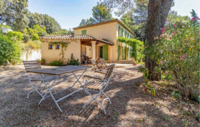 4 Bedroom Beautiful Home In La Tour-Daigues